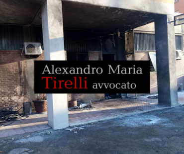 Bologna, bomba alla stazione dei carabinieri di Corticella